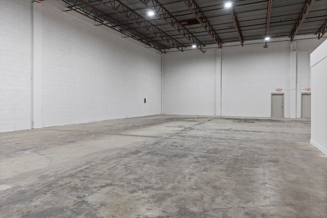 7,679 SF Industrial Space in Miami, FL Photo